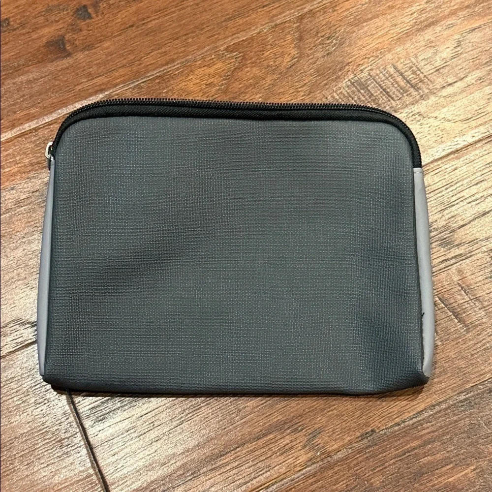 NEW! TUMI Two-Tone Gray Toiletry Bag